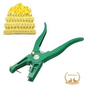 Ear Tag Applicator Metal Ear Tag Plier with 100 Label Tags and Extra 1 Replaceable Ear Tag Pins for Pig Goat Sheep
