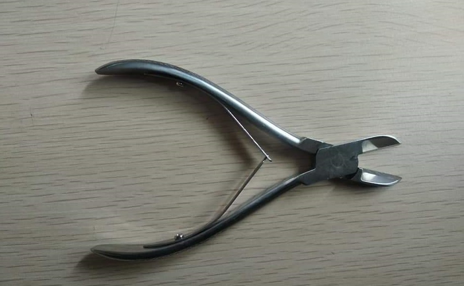 Stainless Steel Tooth Cutter Scissor for Dog Piglet Rabbit 12.5cm/4.9inch Elbow Shrapnel