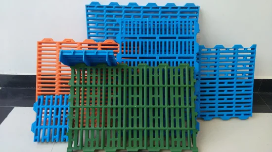 High-quality pig plastic floor mat for meat pigs and piglets. Strong, hygienic, non-slip, and easy to clean flooring for safe and healthy pig farming.